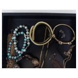 Assorted Costume Jewelry Collection: Necklaces, Bracelets & Earrings Assorted Costume Jewelry Collection: Necklaces, Bracelets & Earrings