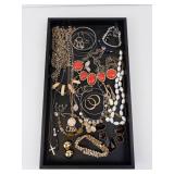 Costume Jewelry Tray - Assorted Necklaces, Bracelets & Earrings Costume Jewelry Tray - Assorted Necklaces, Bracelets & Earrings
