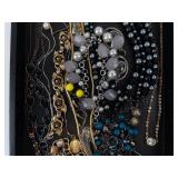 Assorted Jewelry Collection - Necklaces, Bracelets, Beads & Brooch Assorted Jewelry Collection - Necklaces, Bracelets, Beads & Brooch