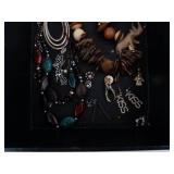 Assorted Jewelry Lot - Necklaces, Bracelets, Earrings & Brooches in Box Assorted Jewelry Lot - Necklaces, Bracelets, Earrings & Brooches in Box
