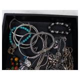 Assorted Costume Jewelry Lot: Beaded Necklaces, Bracelets & Beads Assorted Costume Jewelry Lot: Beaded Necklaces, Bracelets & Beads