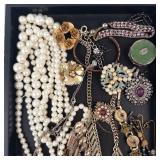 Assorted Costume Pearl Jewelry - Necklaces, Brooches & Chains Assorted Costume Pearl Jewelry - Necklaces, Brooches & Chains