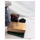 Jewelry Boxes Assortment - Mixed Sizes & Colors Jewelry Boxes Assortment - Mixed Sizes & Colors