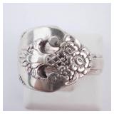 Edwards England Spoon Ring - Handmade Silvertone Floral Bouquet Top Edwards England Spoon Ring - Handmade Silvertone Floral Bouquet Top