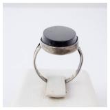 Sterling Silver Black Onyx Ring - Size 6 Sterling Silver Black Onyx Ring - Size 6