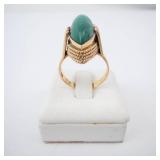 18K Gold Ring with Green Jade Cabochon - Stamped 750 18K Gold Ring with Green Jade Cabochon - Stamped 750
