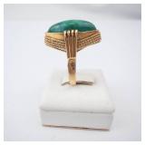 18K Gold Ring with Green Jade Cabochon - Stamped 750 18K Gold Ring with Green Jade Cabochon - Stamped 750