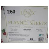 Lenox Holiday Flannel Sheet Set - Holly Green - QUEEN