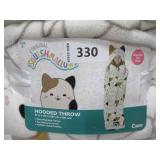 NEW Kids’ Plush Hooded Throw with Faux Fur Lining, 40" x 50" - Squishmallows