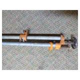 2 Pipe Clamps