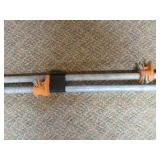 2 Pipe Clamps