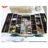 Umco 3060 U Tackle Box with Tackle