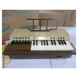 Vintage Organ and Radio