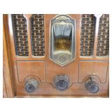 Vintage Organ and Radio