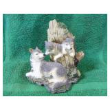 5 Wolf Figurines