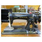 Vintage Singer Sewing Machine in Cabinet