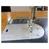 Vintage Singer Sewing Machine in Cabinet