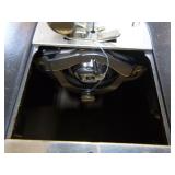 Vintage Singer Sewing Machine in Cabinet