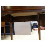 Vintage Singer Sewing Machine in Cabinet