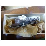 Vintage Singer Sewing Machine in Cabinet