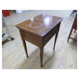 Vintage Singer Sewing Machine in Cabinet