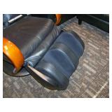 Human Touch Technology HT-10CRP (HTT-10CRPB) Home Massage Chair / Recliner with Remote Control