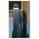 30' HP (Hewlett Packard) Z30i Widescreen LED Backlit LCD Computer Display/ Monitor with HP LCD Speaker Bar (OP-090003)