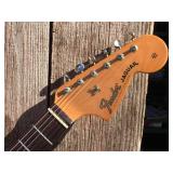 FENDER JAGUAR - Guitar with Case