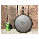 LODGE 90G - Cast Iron Griddle - Refurbished! The nicest on K-Bid!
