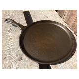 LODGE 90G - Cast Iron Griddle - Refurbished! The nicest on K-Bid!