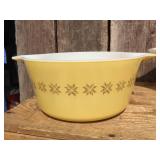 (2) Vintage PYREX Bowls - Good Graphics!