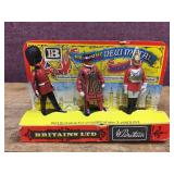 Vintage BRITAIN + BARCLAY - AOHNA Toy Figures