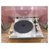 Vintage PIONEER PL-750 Quartz - Direct Drive Turntable