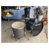 Ludwig Back Beat Complete-ish Drum Set - Metallic Silver Sparkle