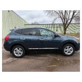 2015 NISSAN ROGUE SELECT S *No Accidents Reported* (NO RESERVE)