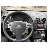 2015 NISSAN ROGUE SELECT S *No Accidents Reported* (NO RESERVE)