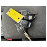 2015 NISSAN ROGUE SELECT S *No Accidents Reported* (NO RESERVE)