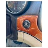 2011 JEEP GRAND CHEROKEE OVERLAND *4x4 | 5.7L V8 Hemi Motor* (NO RESERVE)