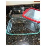 Pyrex 9x13 Glass Baking Dishes & Anchor Hocking Glass Storage Dish with Red Lid (Lot of 3)