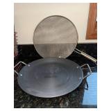 Paella Pan with Dual Handles & Mesh Splatter Screen - 12 in