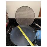 Paella Pan with Dual Handles & Mesh Splatter Screen - 12 in