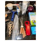 Knives & Kitchen Tools - Bamboo Cutlery, Toothpicks & Playing Cards