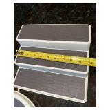 Wilton 9-In Round Non-Slip Display Bases & 9-In Rectangular Step Pads - 7-Piece Set