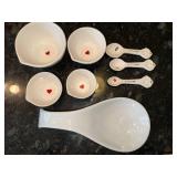 Tag Heart-Pattern Ceramic Spoons & Bowls Set - 1 Cup of Love, 1 tsp, 1/2 tsp, 1/4 tsp