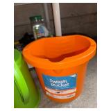 Road Runner Pet Friendly Ice Melt - Watering Can, Orange 3-Wash Bucket & Coiled Garden Hose