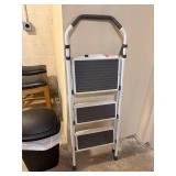 Gorilla Ladders 3-Step Folding Ladder