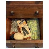 D - Vintage Sewing Cabinet with 3 Drawers - Includes Threads & Notions
