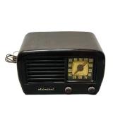 RR - Vintage Admiral Tabletop Radio - America