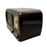 RR - Vintage Admiral Tabletop Radio - America