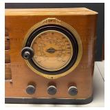 RR - Vintage Philco Vacuum Tube Radio Model: 38-7
